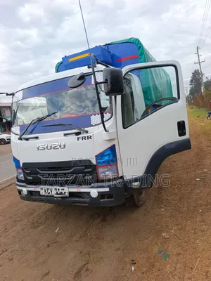 Isuzu FRR 90 Clean 2016