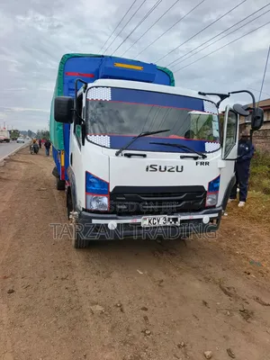 Isuzu FRR 90 Clean 2016