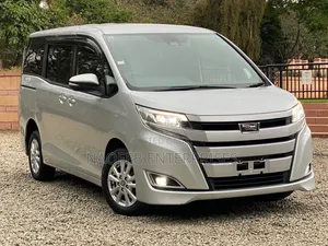 Toyota Noah 2020 Silver