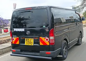 Toyota HiAce 2016 Black