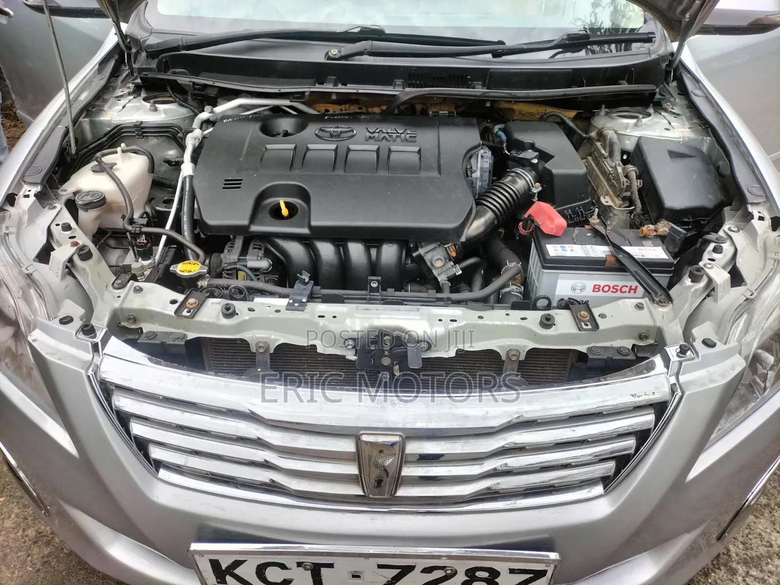 Toyota Premio 2011 Silver