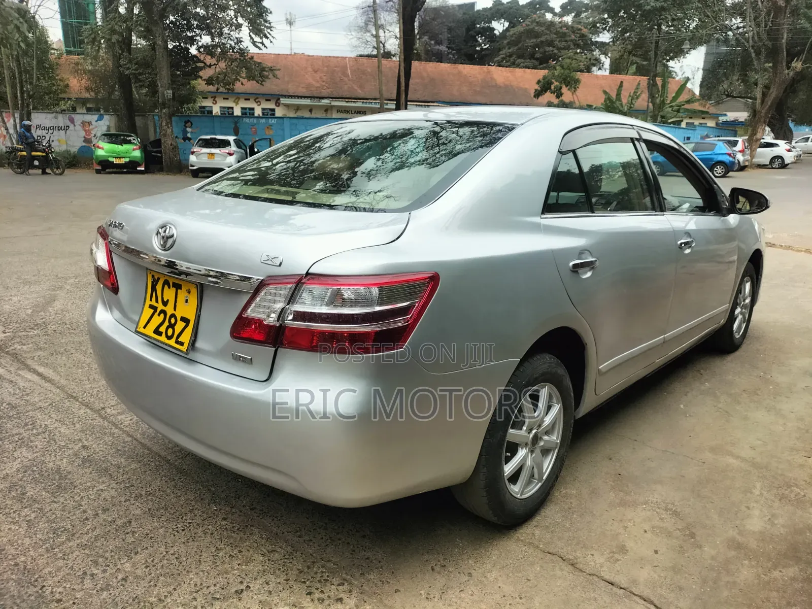 Toyota Premio 2011 Silver