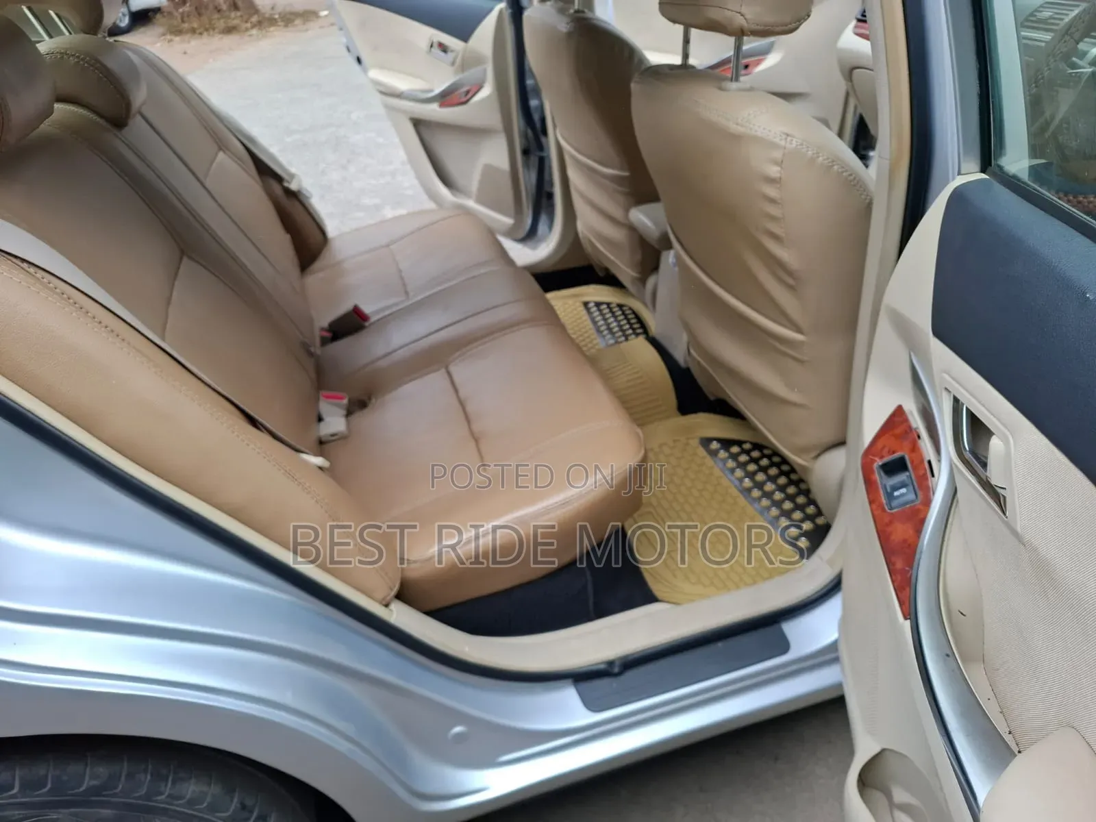 Toyota Premio 1.8 FWD 2013 Silver