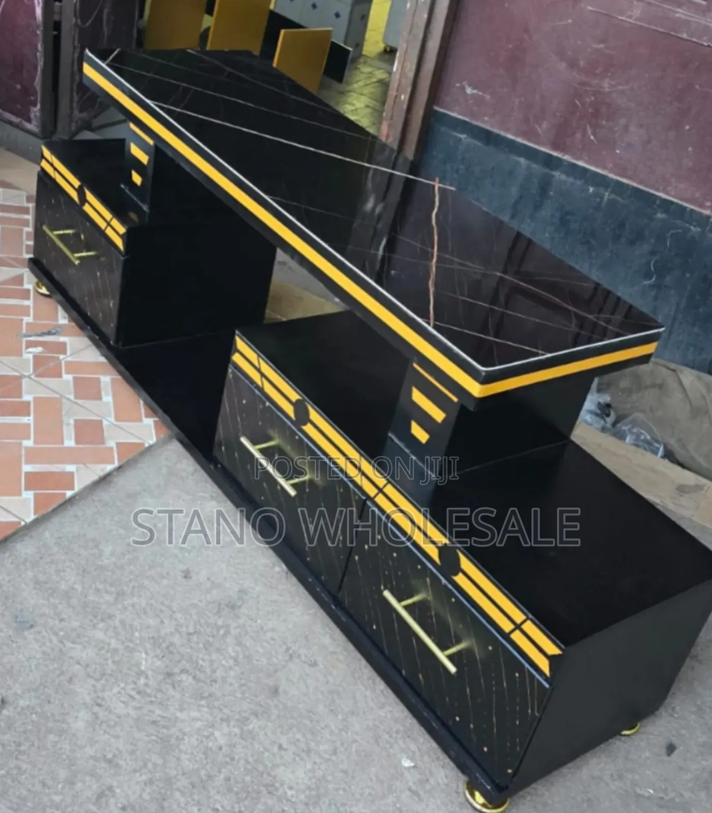 Executive Black Stanbul TV Stand