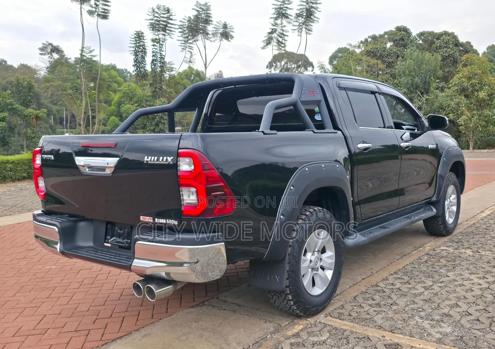 Toyota Hilux 2019 Black