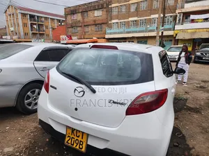 Mazda Demio 2011 Off white
