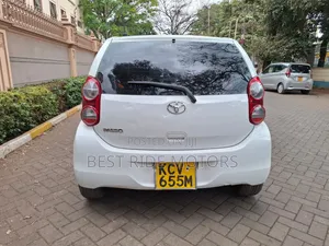 Toyota Passo 1.0 FWD 2012 White