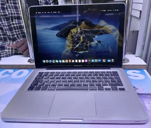 Laptop Apple MacBook Pro 8GB Intel Core i5 SSD 512GB
