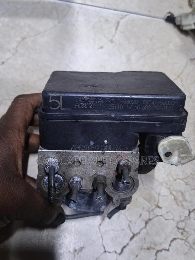 Abs Pump Toyota Alphard - main view