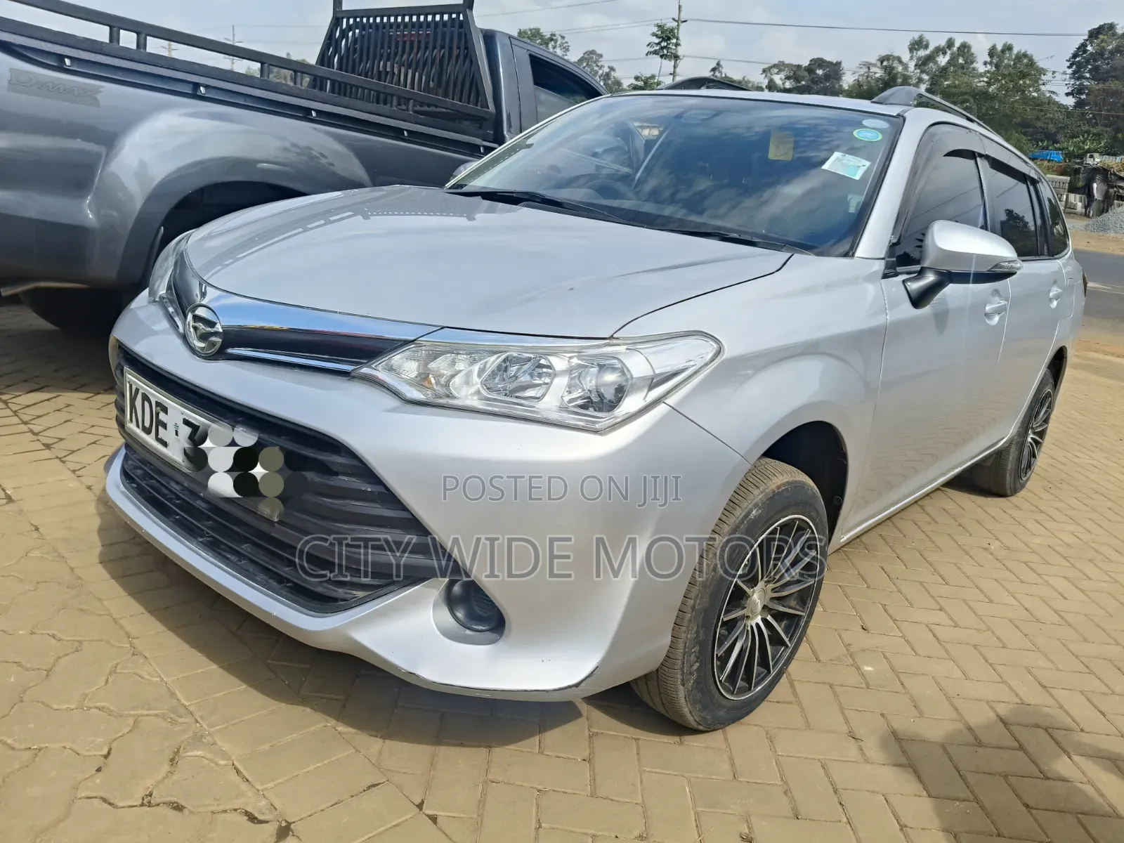 Toyota Corolla Fielder 2015 Silver