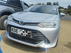 Toyota Corolla Fielder 2015 Silver