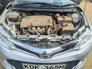 Toyota Corolla Fielder 2015 Silver