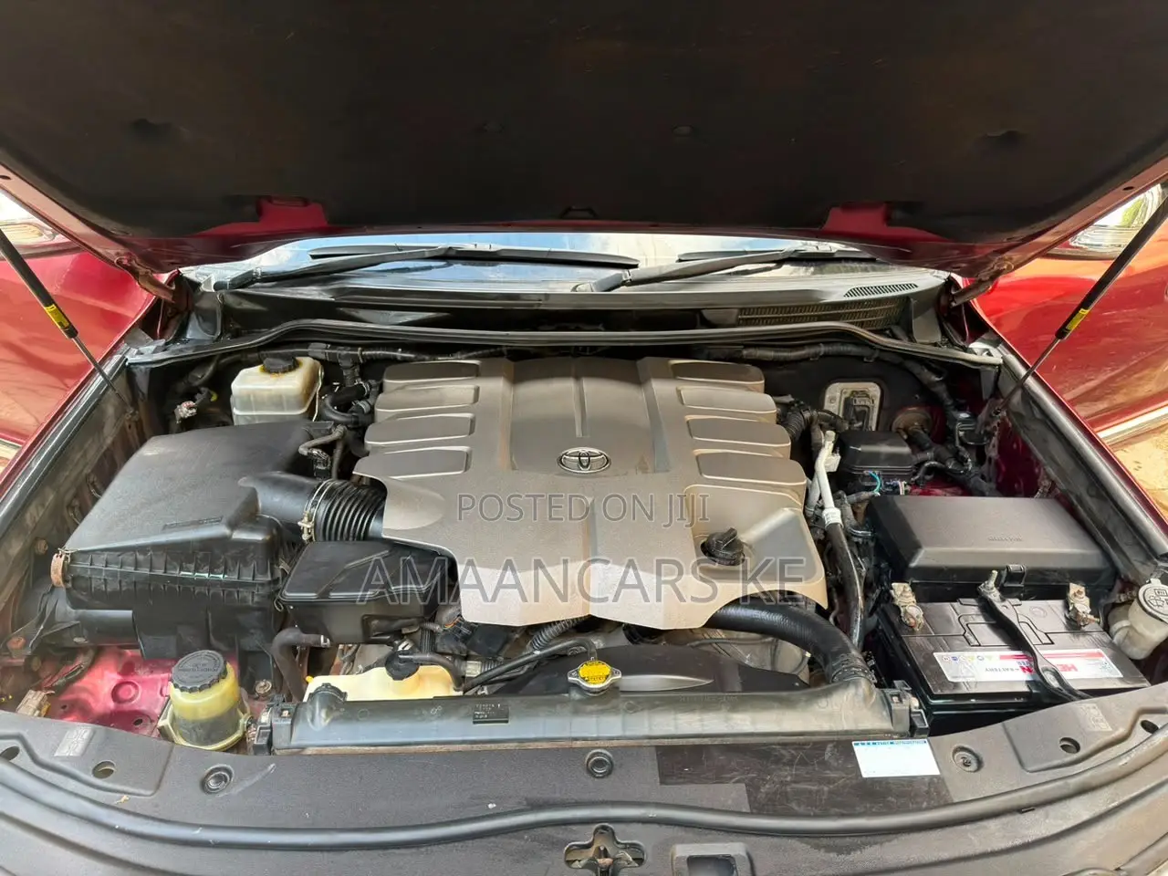 Toyota Land Cruiser 2013 Red
