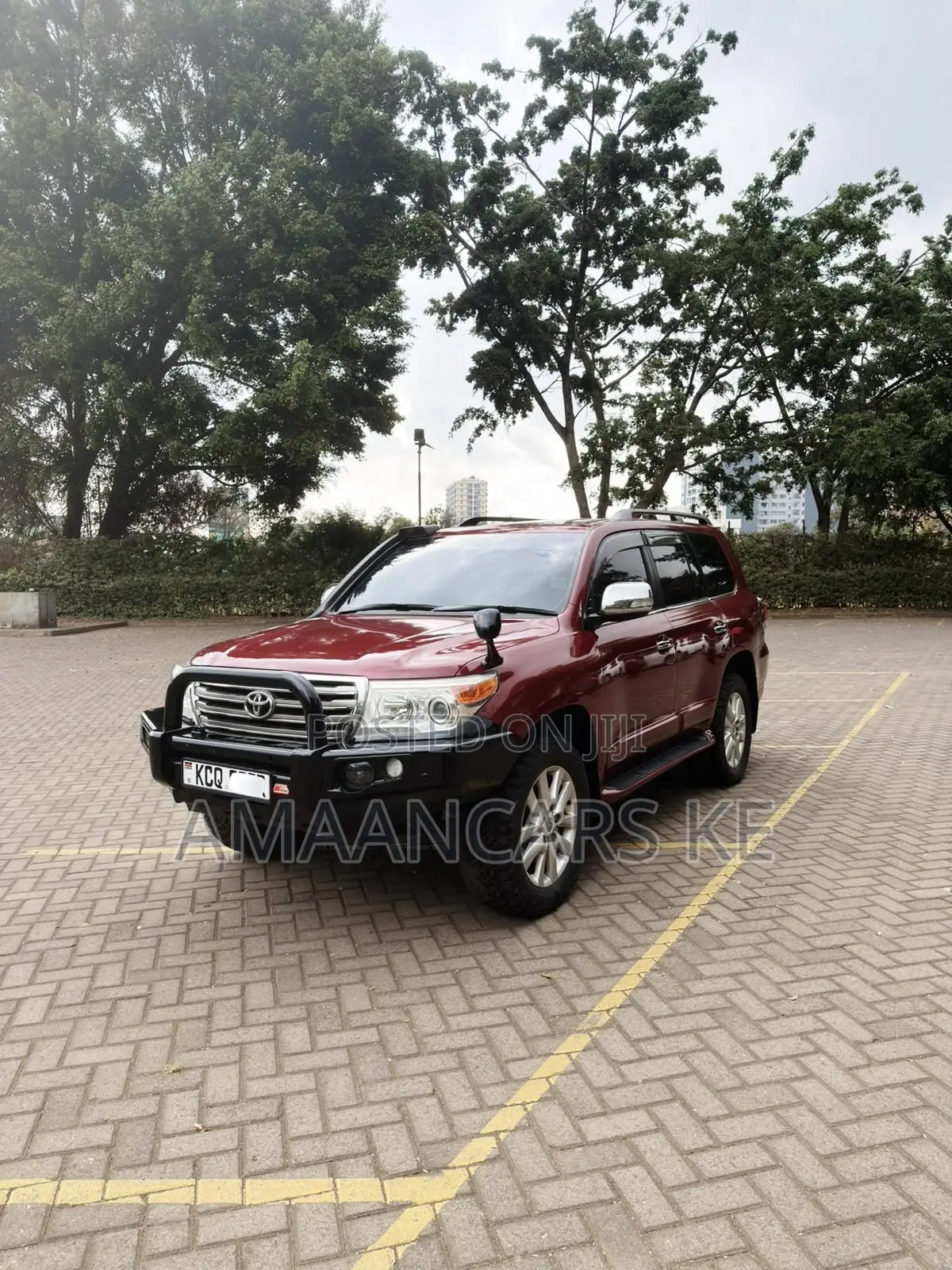 Toyota Land Cruiser 2013 Red