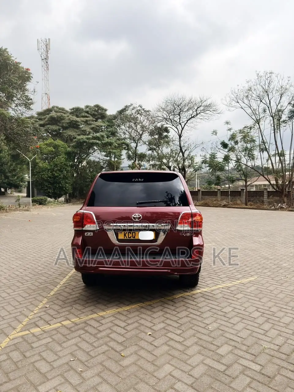 Toyota Land Cruiser 2013 Red