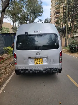 Toyota HiAce 2008 Silver