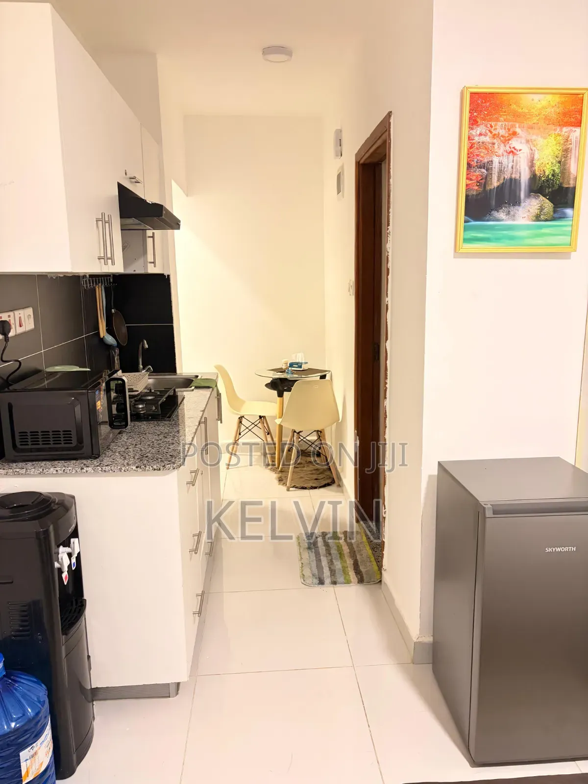 Furnished 1bdrm Bedsitter in Luxore Apartments, Gateway Mall Area