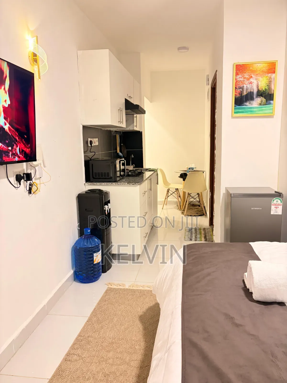 Furnished 1bdrm Bedsitter in Luxore Apartments, Gateway Mall Area