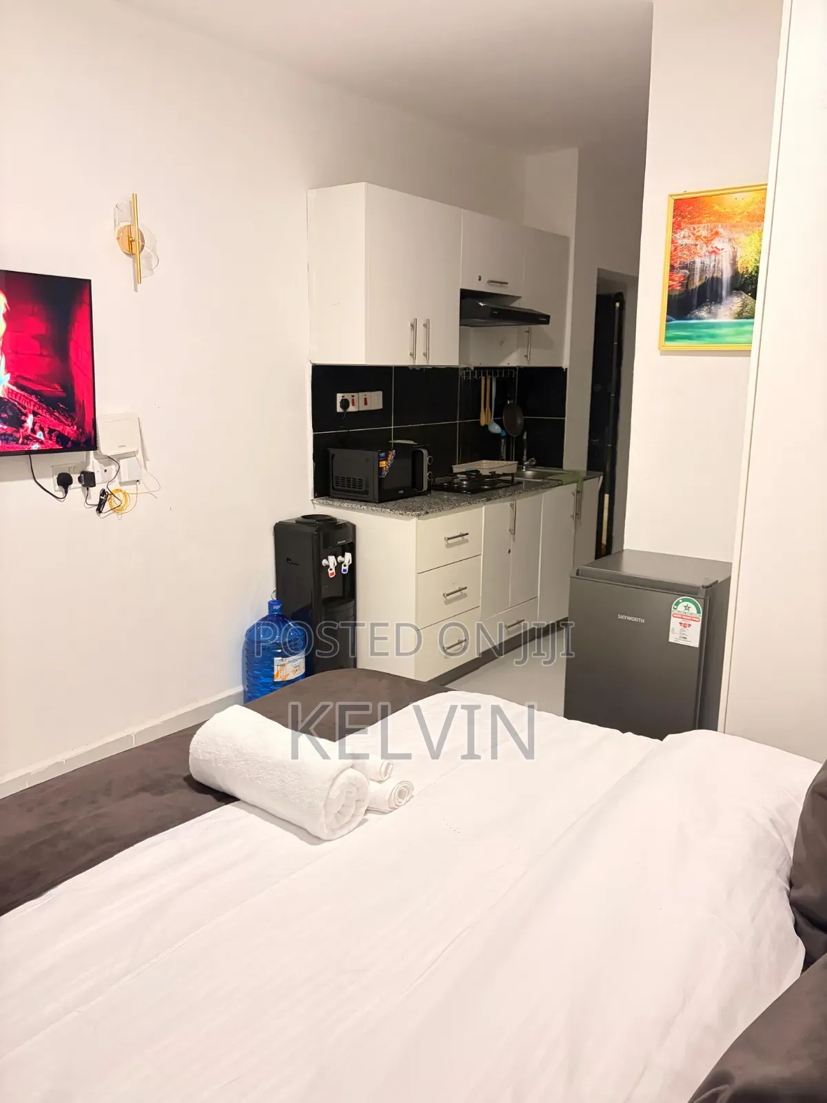 Furnished 1bdrm Bedsitter in Luxore Apartments, Gateway Mall Area