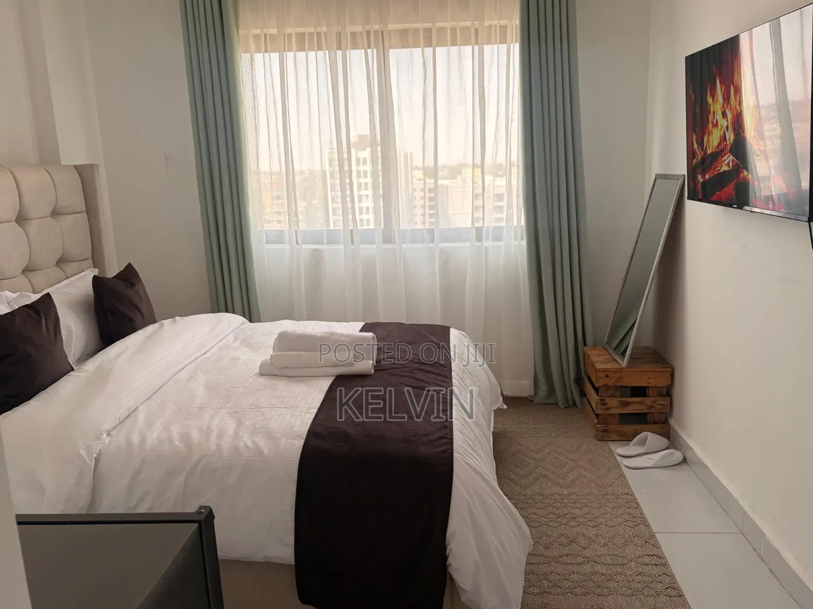 Furnished 1bdrm Bedsitter in Luxore Apartments, Gateway Mall Area