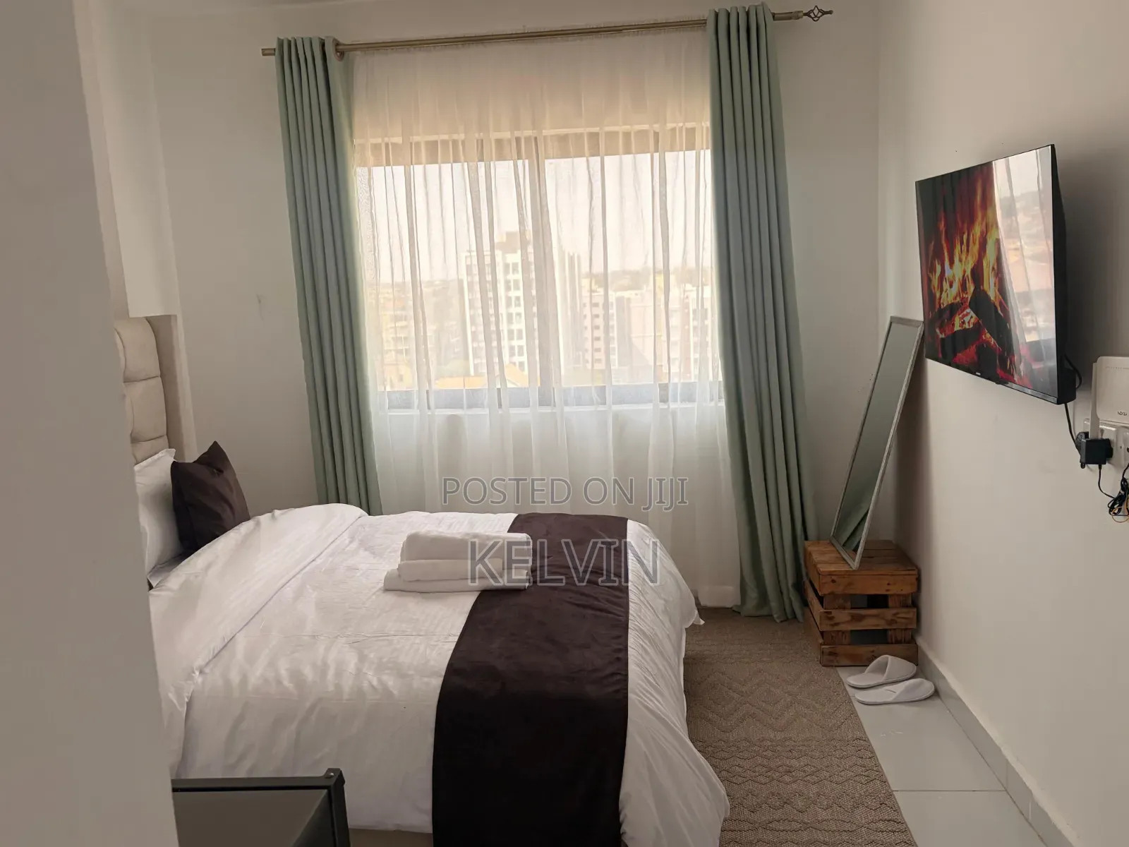 Furnished 1bdrm Bedsitter in Luxore Apartments, Gateway Mall Area