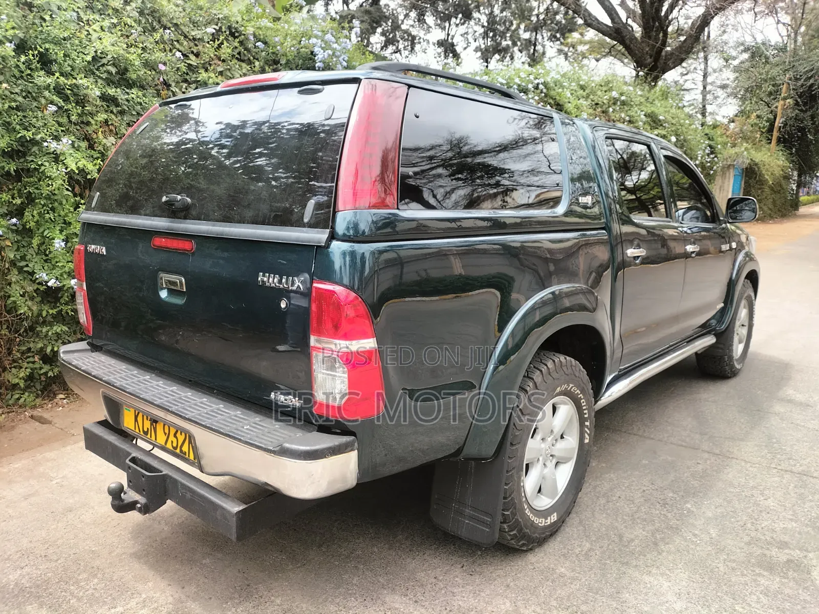 Toyota Hilux 2010 Green
