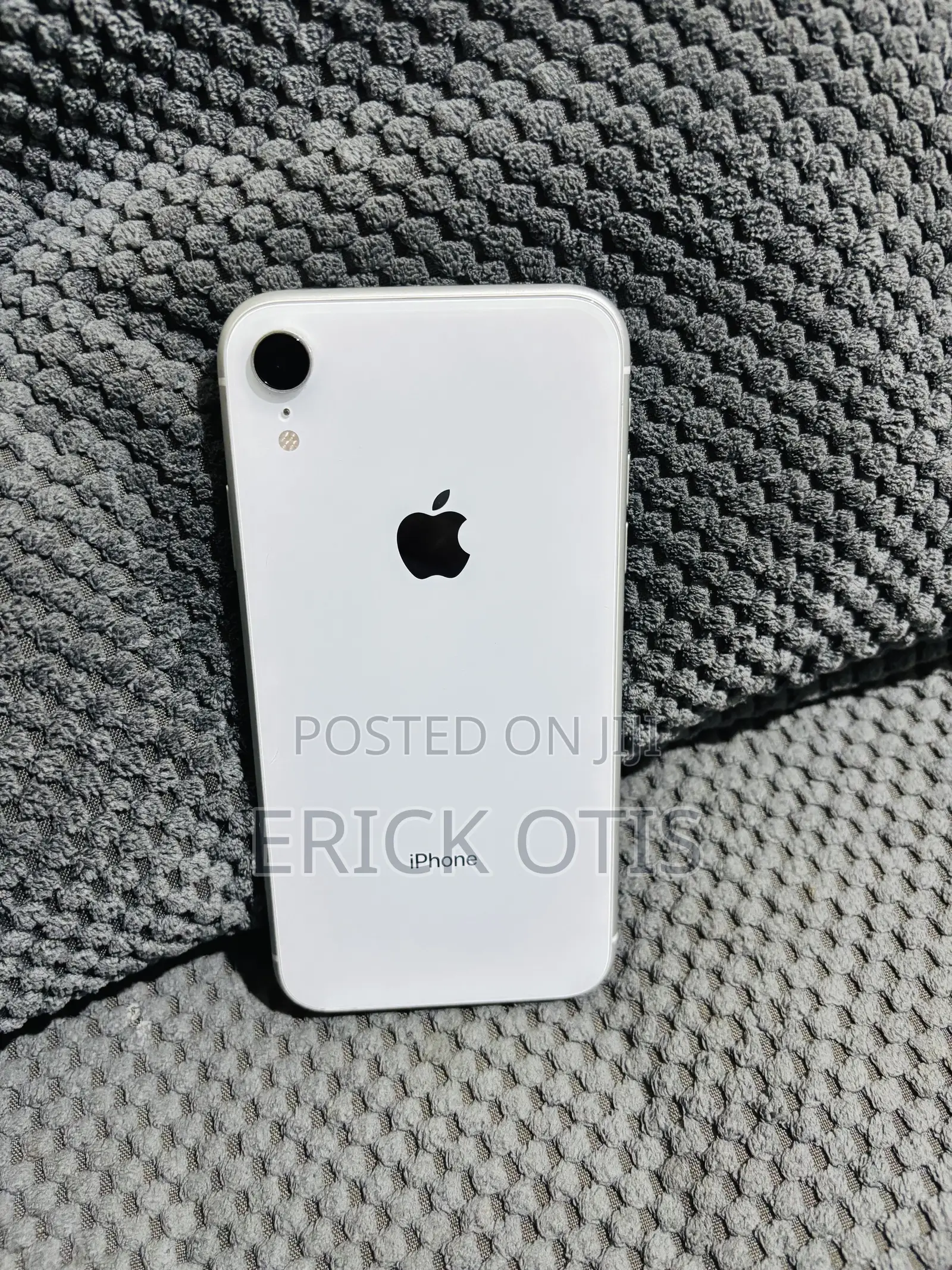 Apple iPhone XR 128 GB White