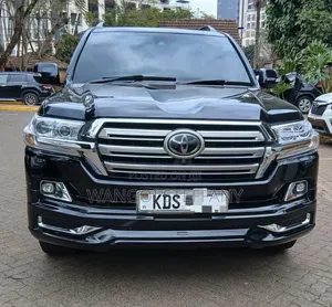 Toyota Land Cruiser 2016 Black