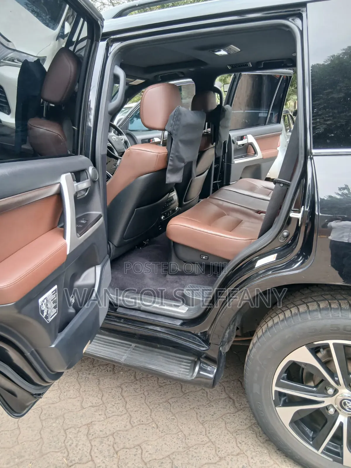 Toyota Land Cruiser 2016 Black