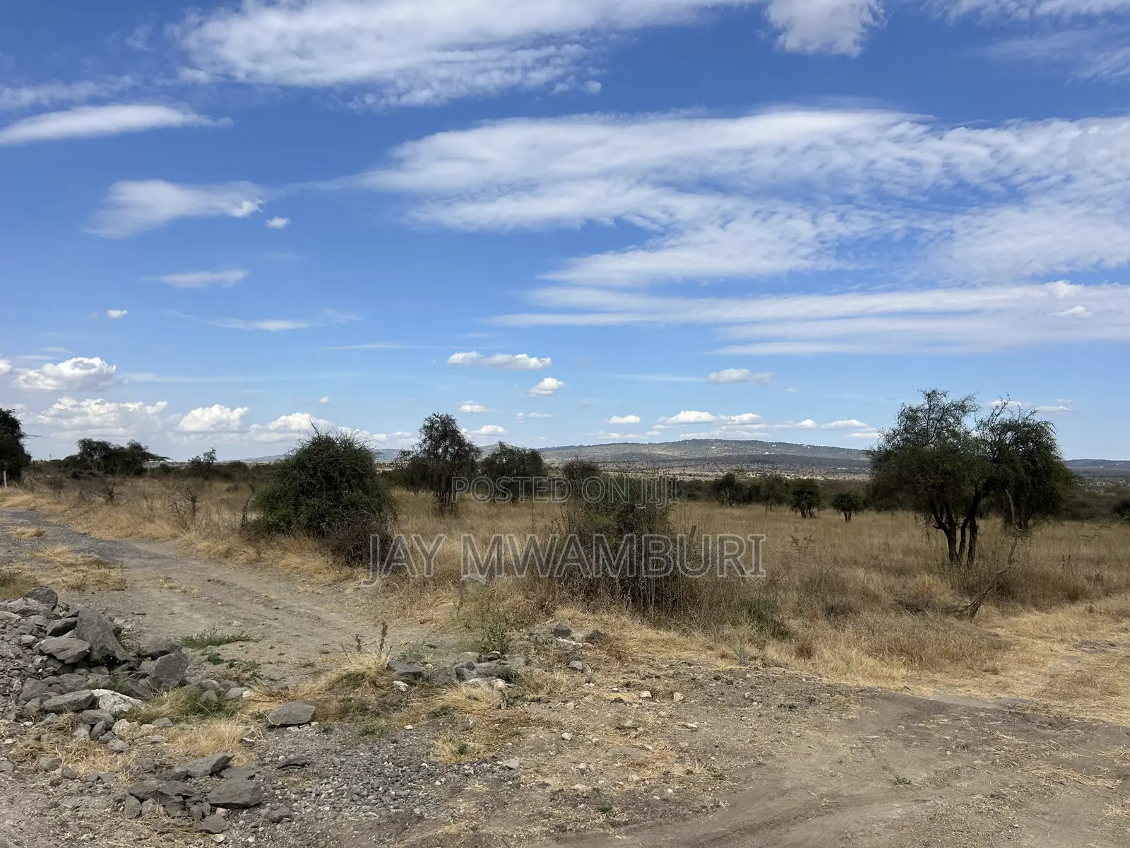 20 Acre on Tarmac Lukenya