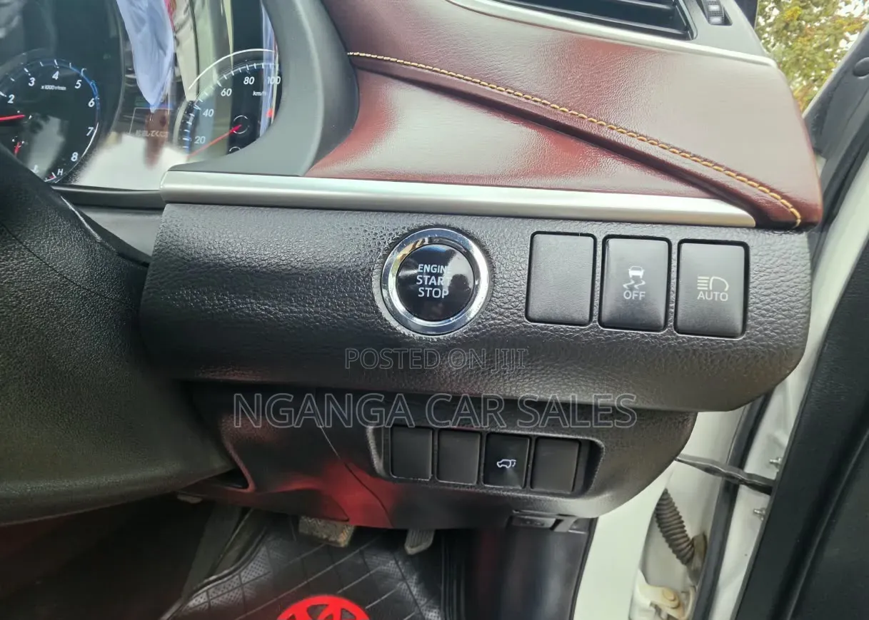Toyota Harrier 2014 White