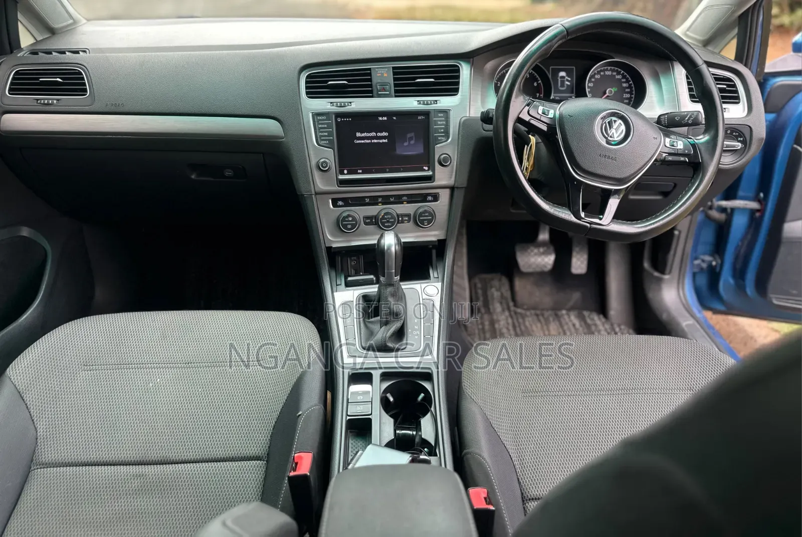 Volkswagen Golf 2016 Blue