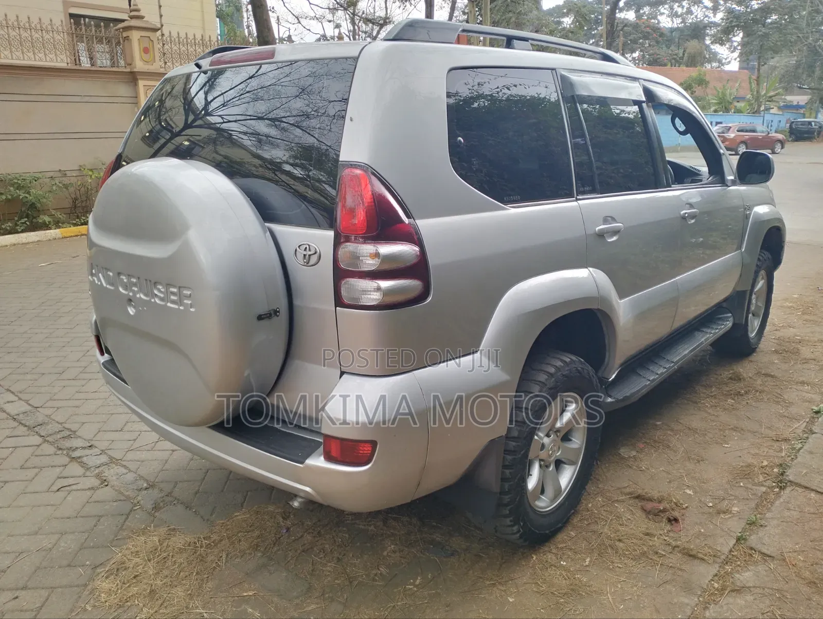 Toyota Land Cruiser Prado 2005 Silver