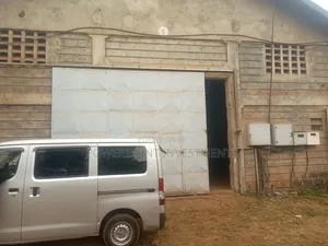 2500 Sf Godown . Near Two Rivers Mall Northern Bypass - Ruaka