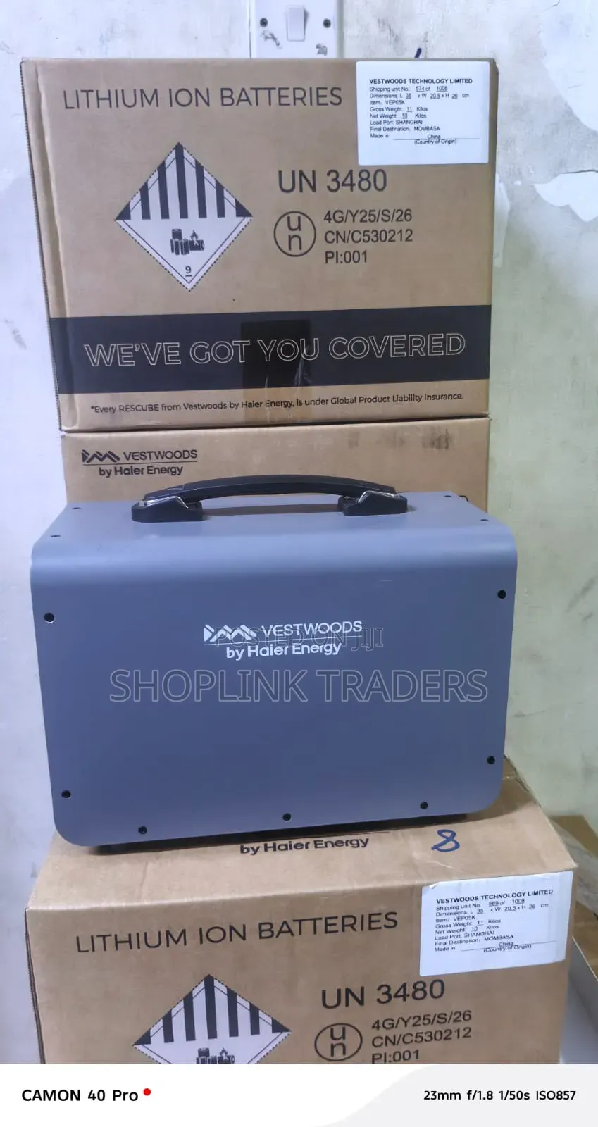 Vestwood Lithium Battery All-in-One Portable Solar Power Station 1kwh