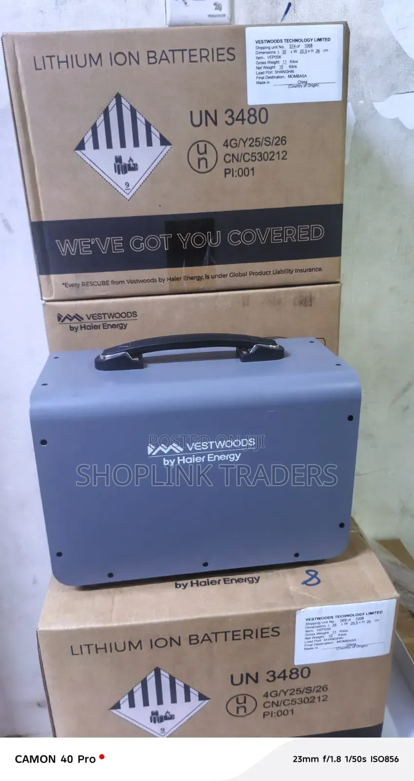 Vestwood Lithium Battery All-in-One Portable Solar Power Station 1kwh