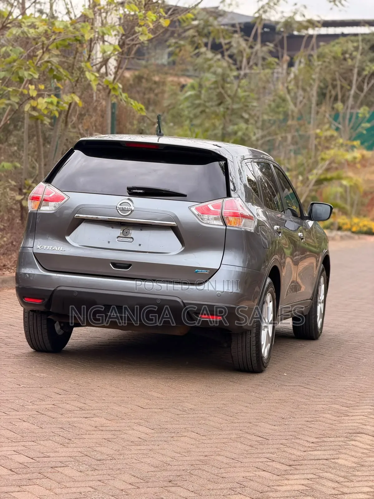 Nissan X-Trail 2015 Gray