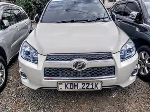 Toyota RAV4 2018 White