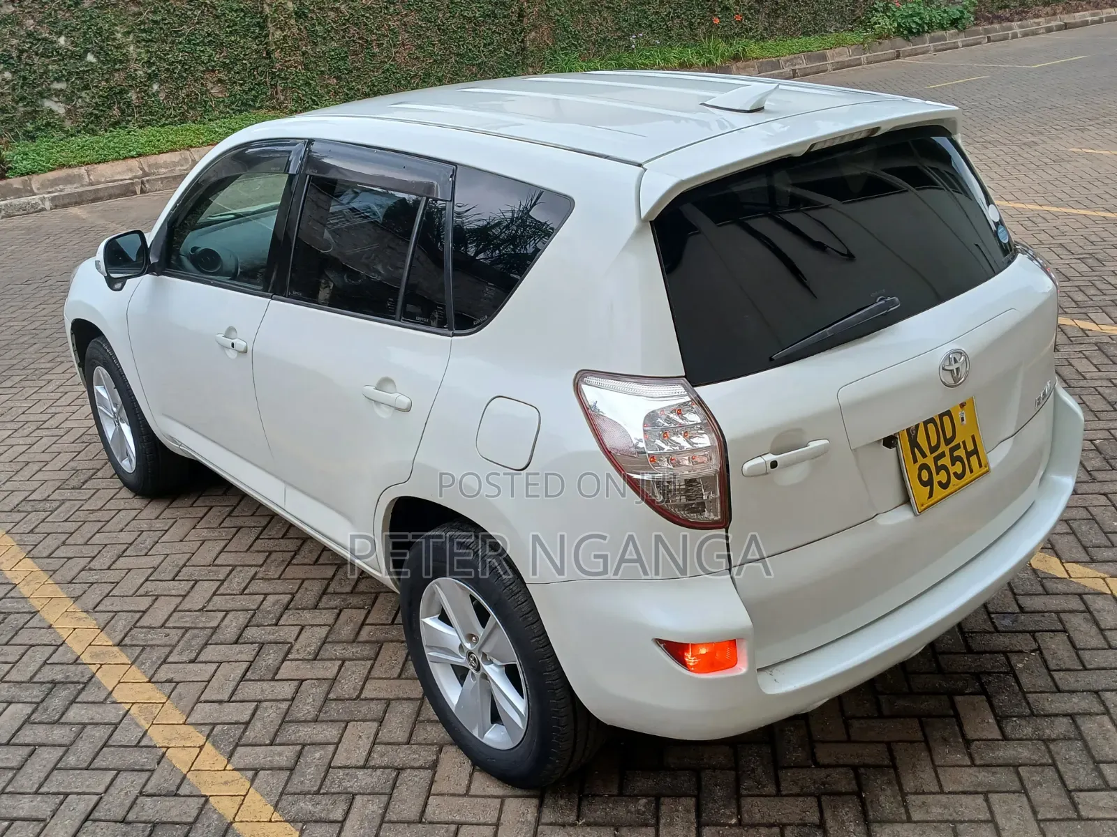 Toyota RAV4 2015 White