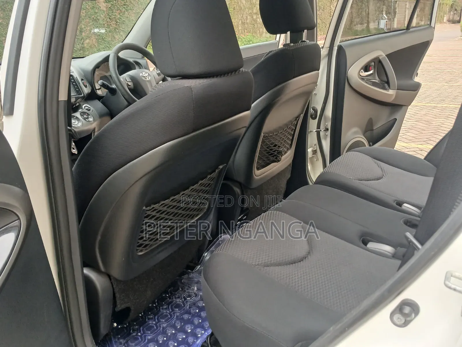 Toyota RAV4 2015 White