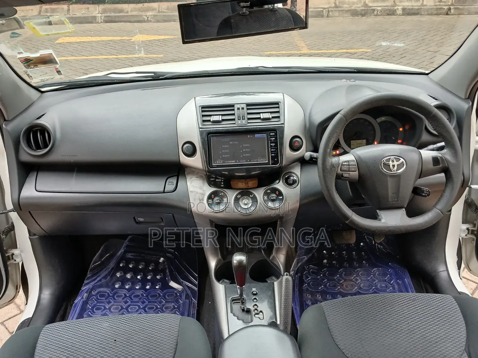 Toyota RAV4 2015 White