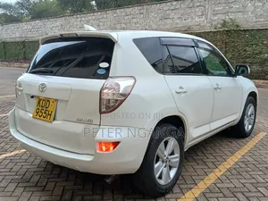 Toyota RAV4 2015 White