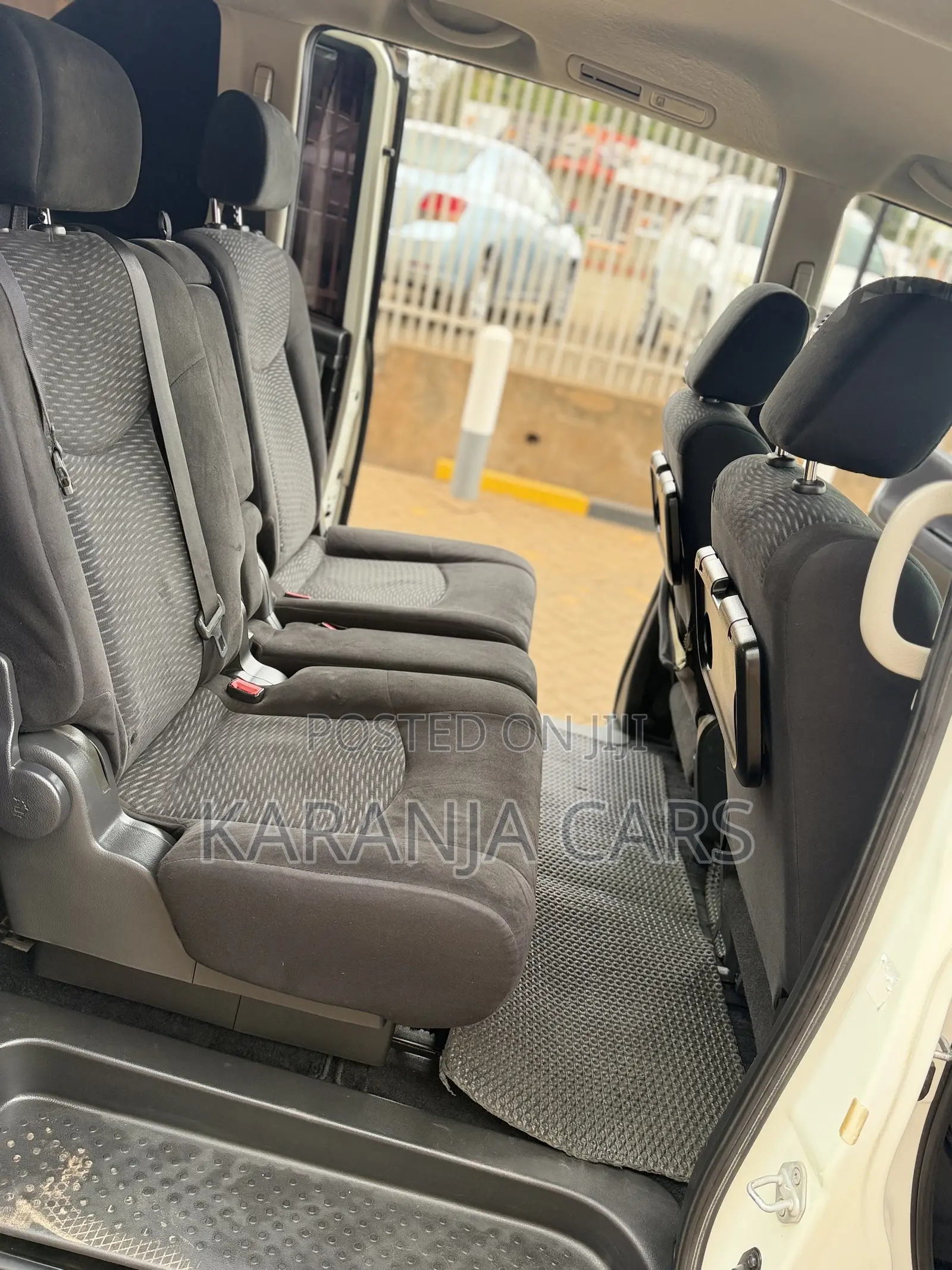 Nissan Serena 2013 White