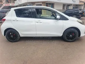 Toyota Vitz 2013 White