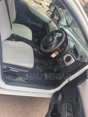 Toyota Vitz 2013 White