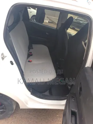 Toyota Vitz 2013 White