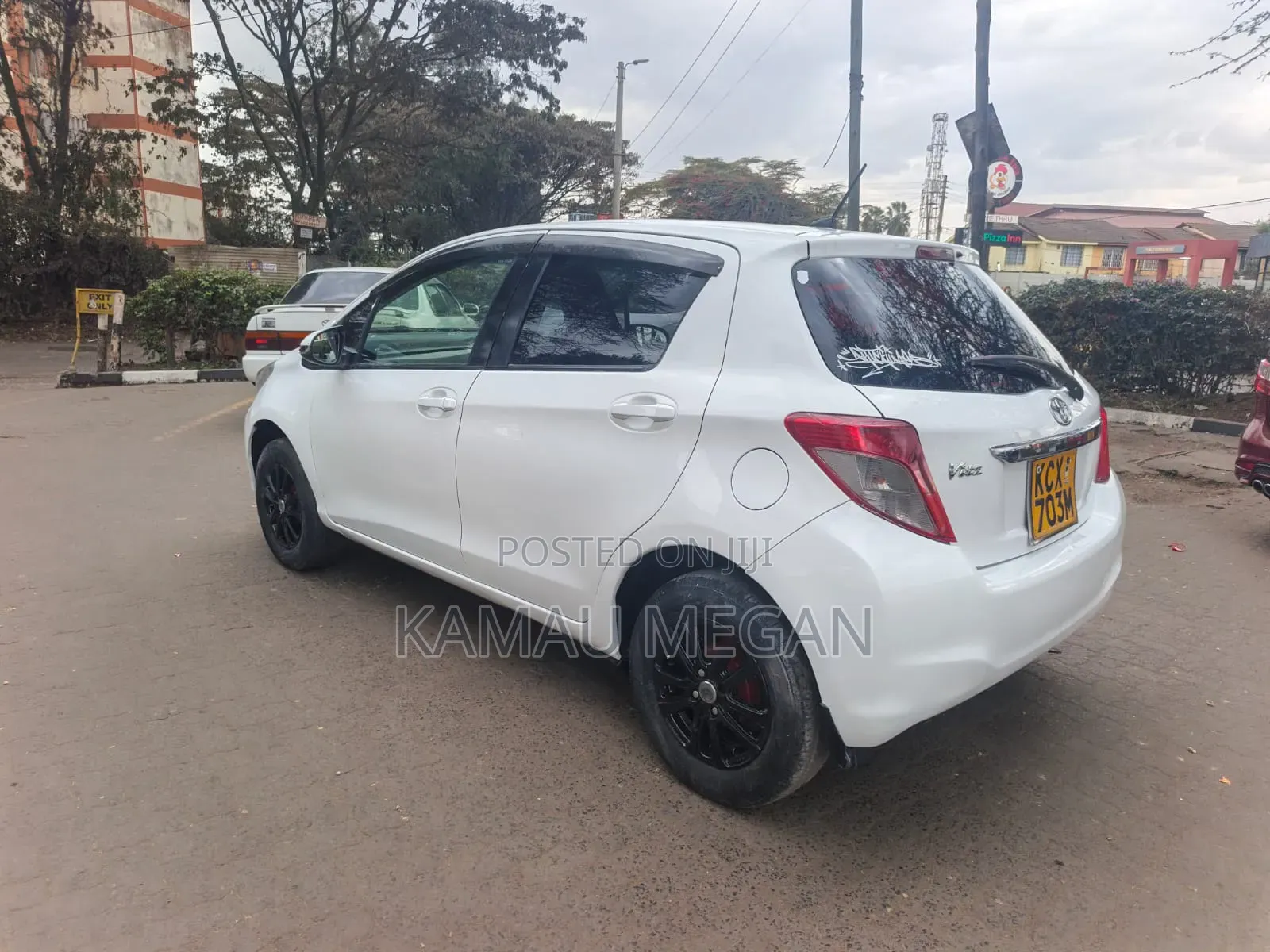 Toyota Vitz 2013 White