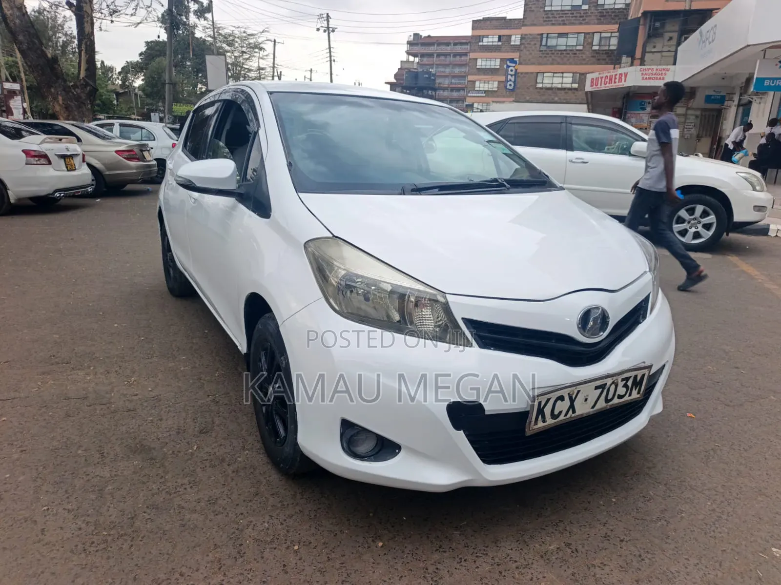 Toyota Vitz 2013 White