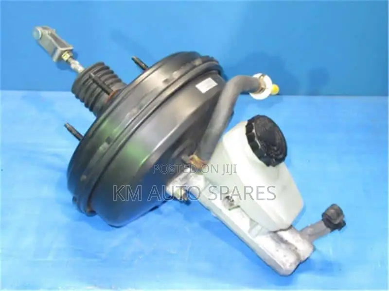 Toyota Shark 5L Brake Boosters/Master Cylinder.