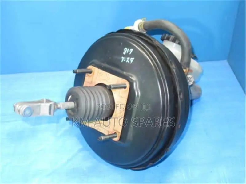Toyota Shark 5L Brake Boosters/Master Cylinder.